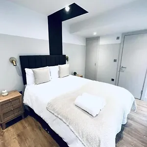 South Charming Ensuite Look Like Designer Hotel apartamentowy